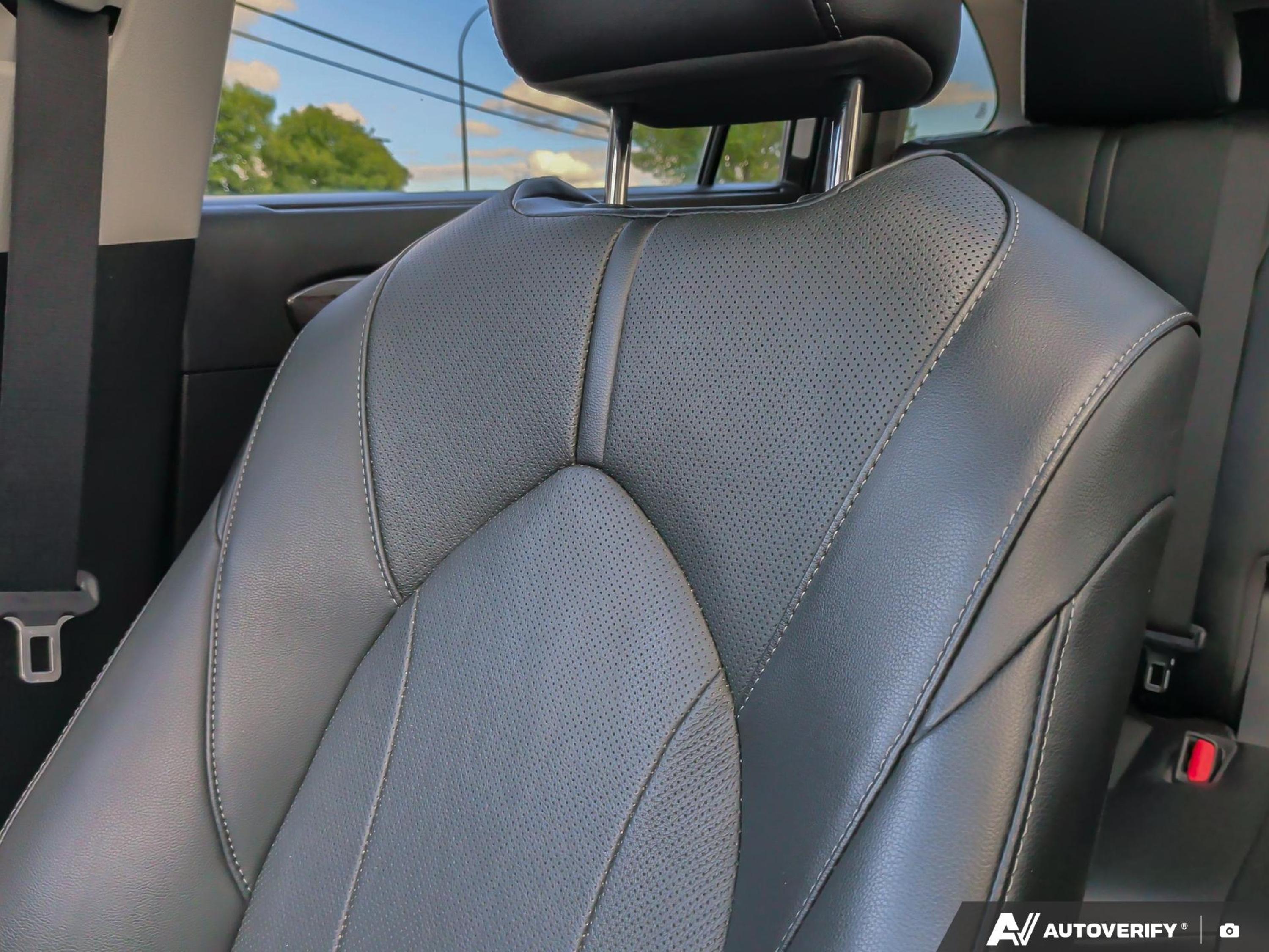 used 2022 Toyota Highlander car, priced at $47,487