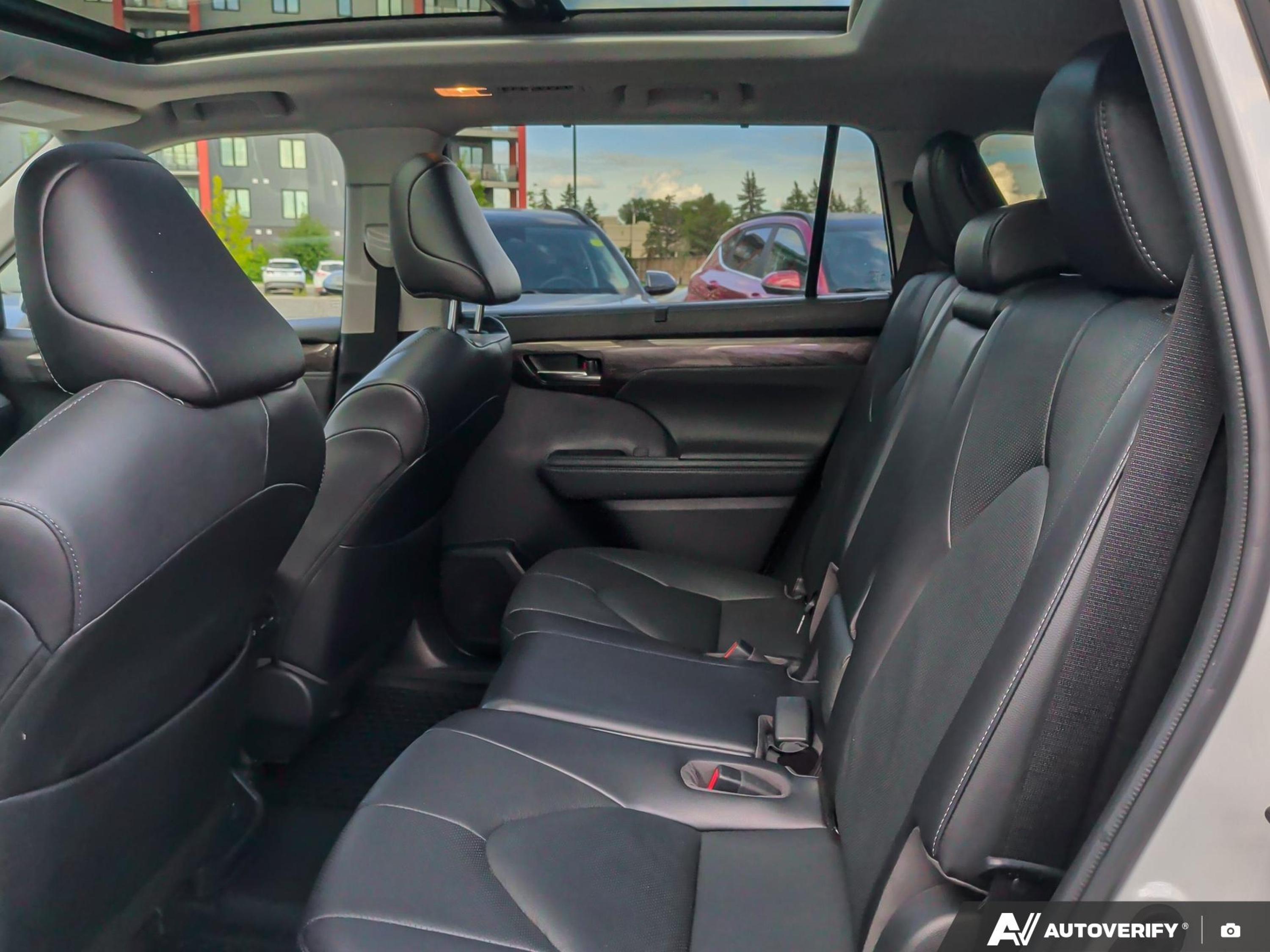 used 2022 Toyota Highlander car, priced at $47,487