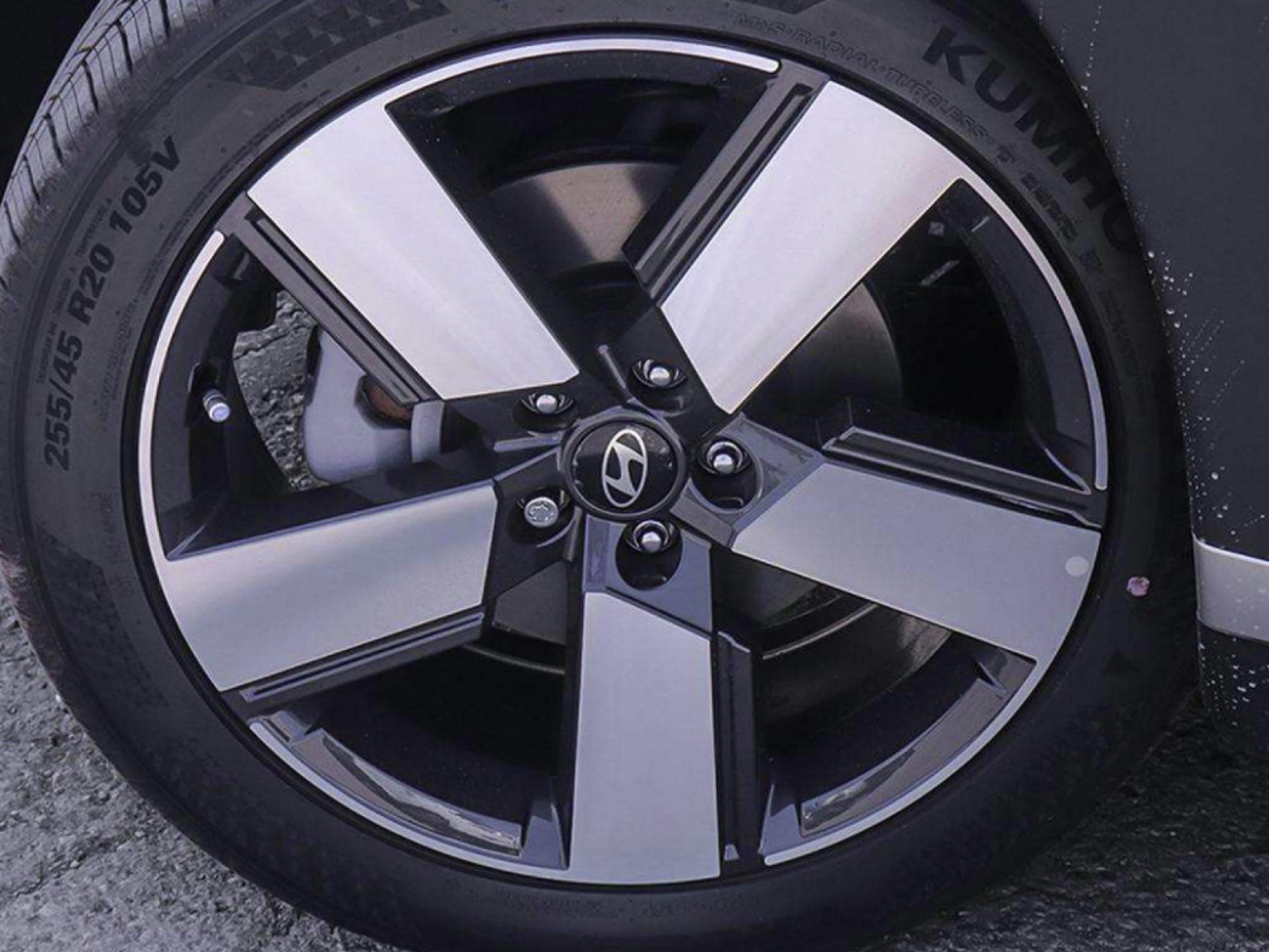 new 2027 Hyundai Santa Fe Hybrid car, priced at $54,653