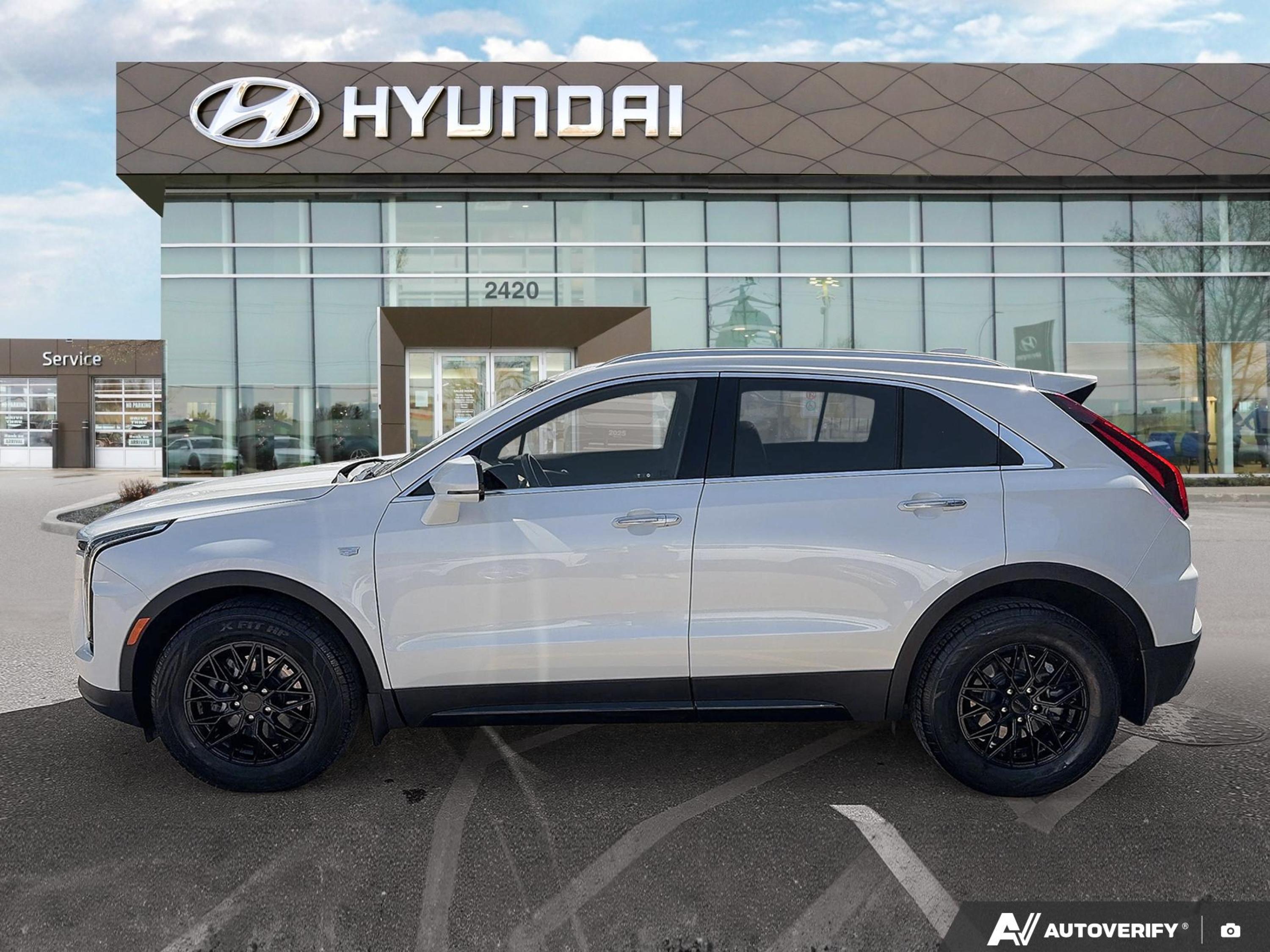 used 2024 Cadillac XT4 car, priced at $41,995