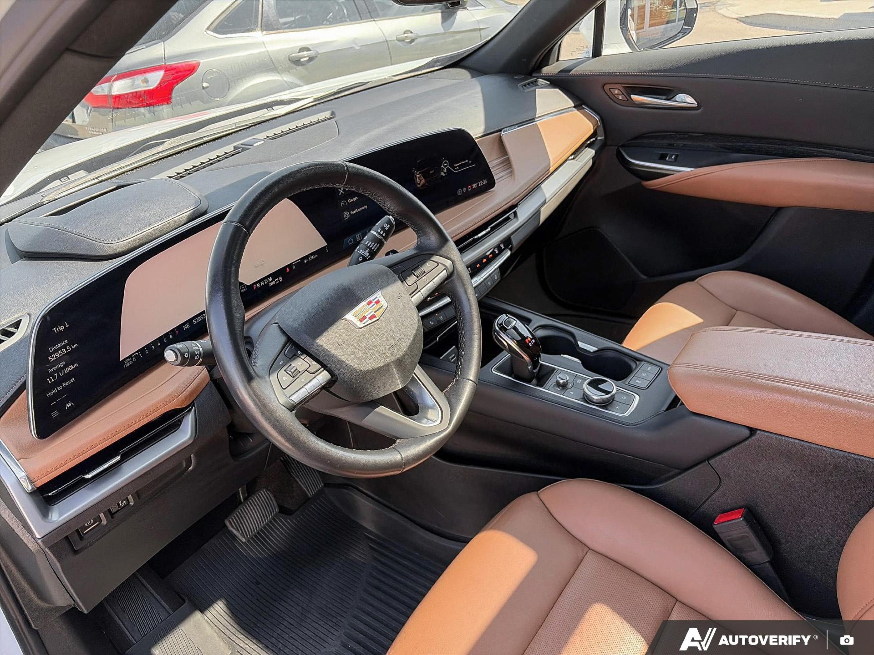 used 2024 Cadillac XT4 car, priced at $41,995
