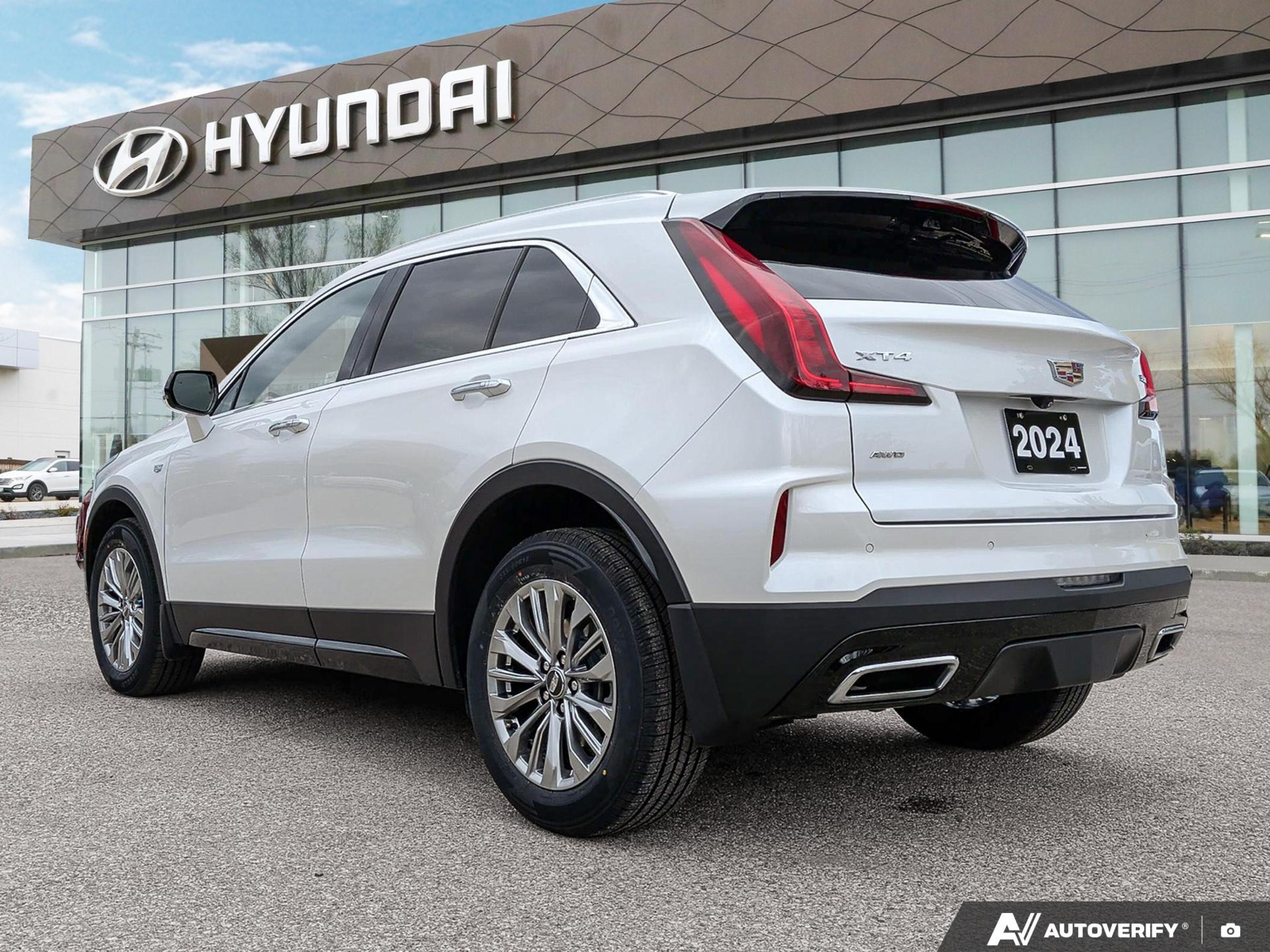 used 2024 Cadillac XT4 car, priced at $39,997