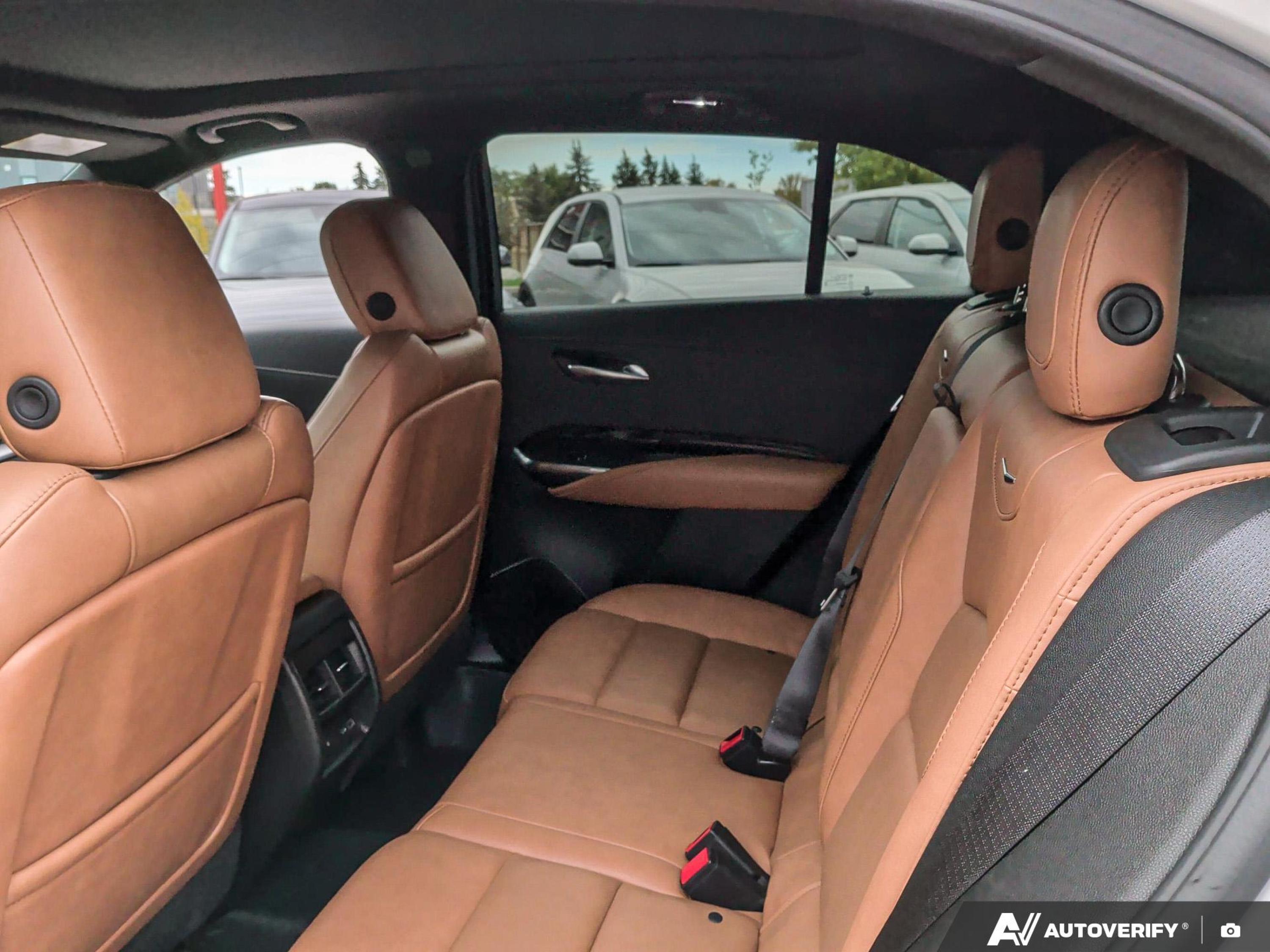 used 2024 Cadillac XT4 car, priced at $39,997