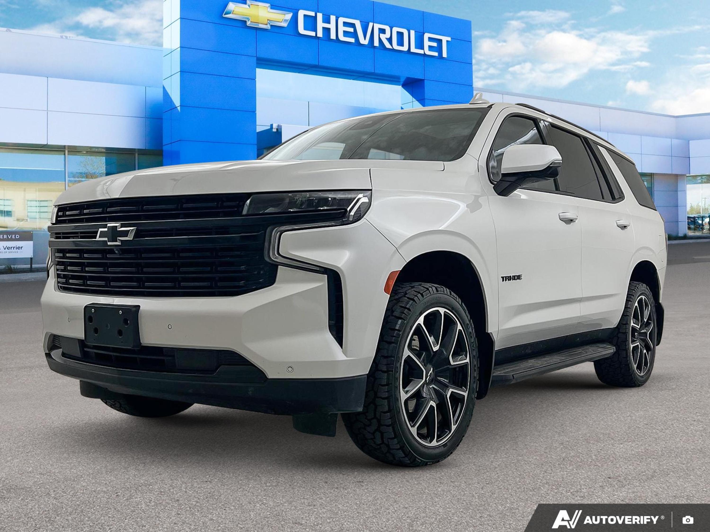 White (Iridescent Pearl Tricoat) 2024 Chevrolet Tahoe SUV / Crossover Four-Wheel Drive Automatic