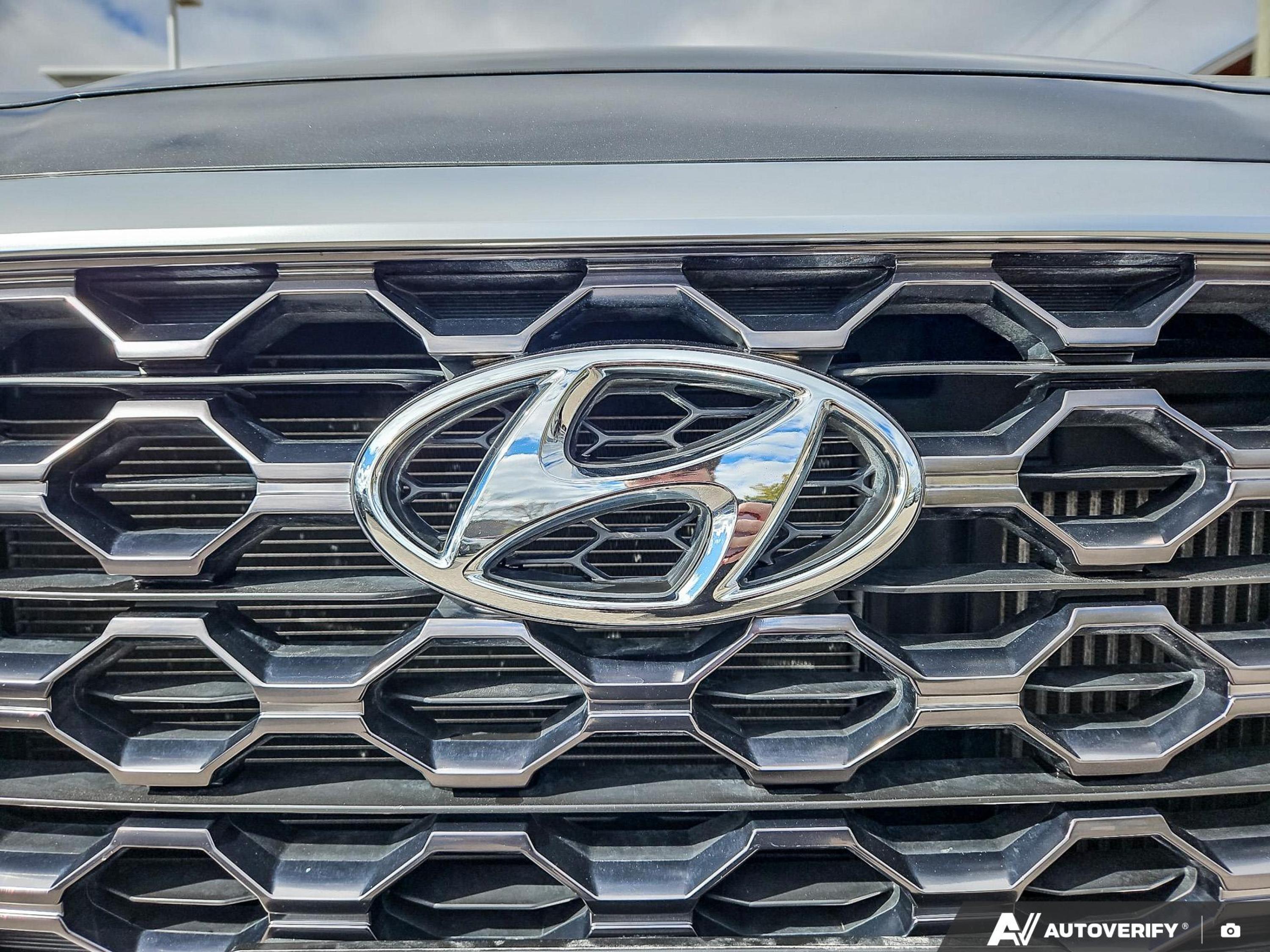 used 2019 Hyundai Santa Fe car, priced at $22,588