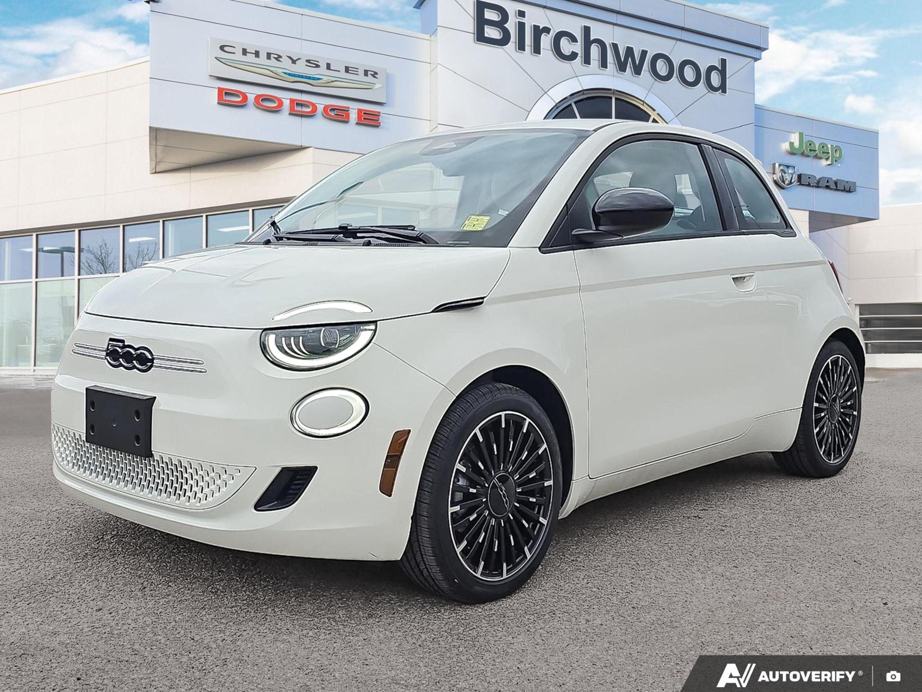Glacier White 2026 FIAT 500e Hatchback Front-Wheel Drive Automatic