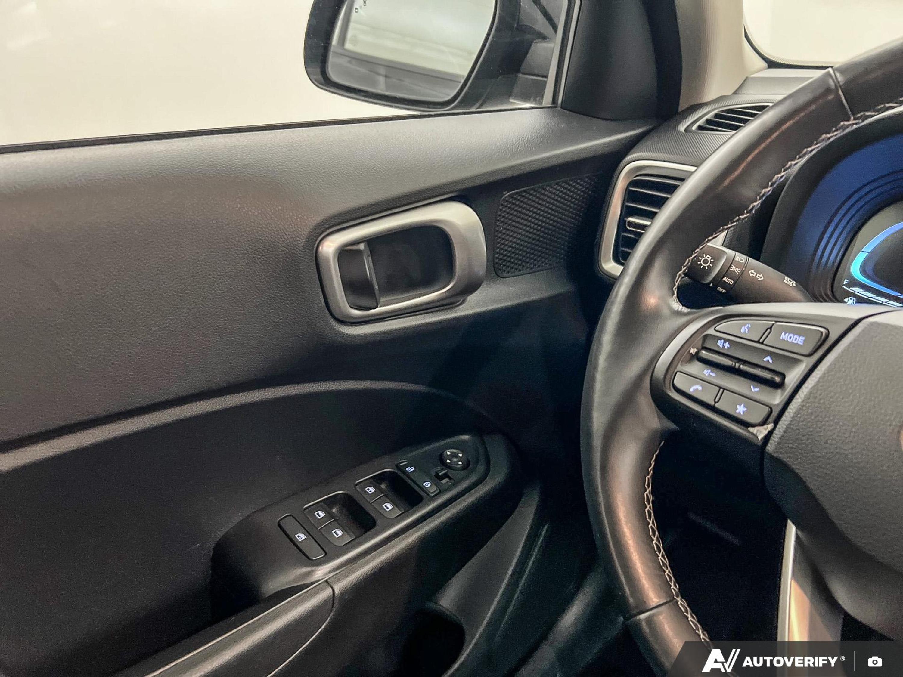 used 2025 Hyundai Venue car, priced at $23,990