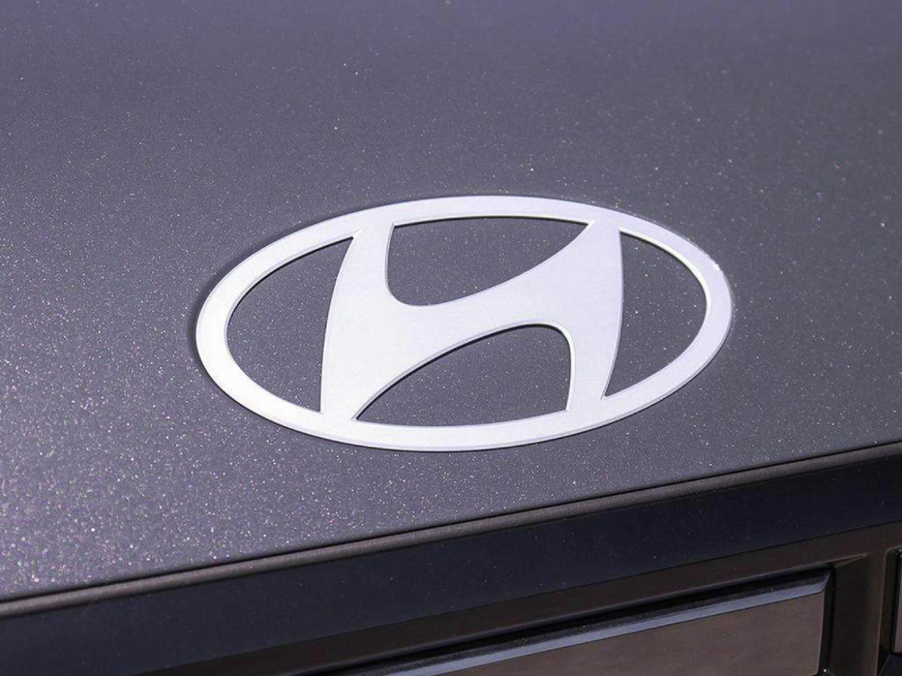 new 2027 Hyundai Santa Fe Hybrid car, priced at $50,653