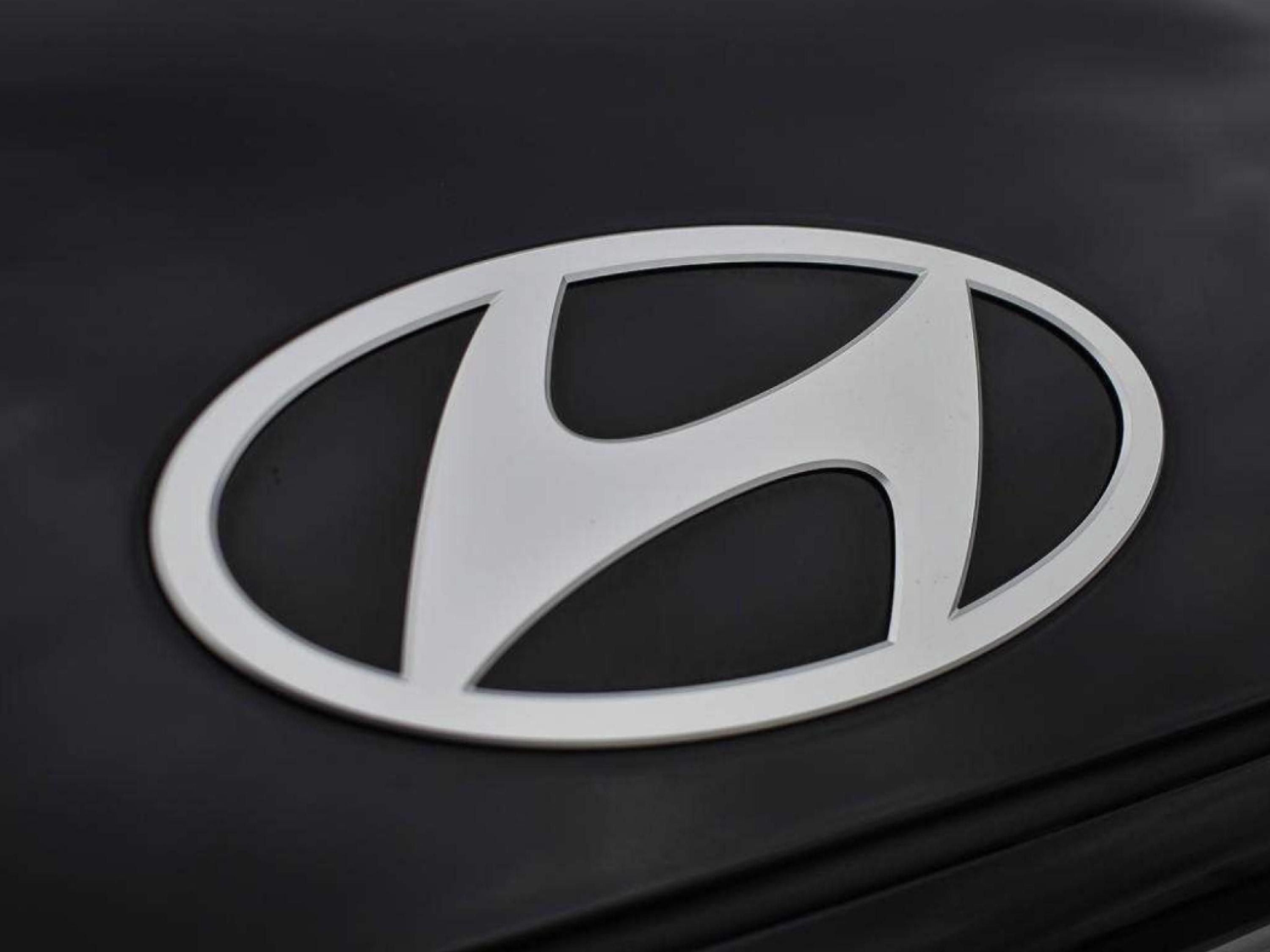 new 2027 Hyundai Santa Fe Hybrid car, priced at $54,653