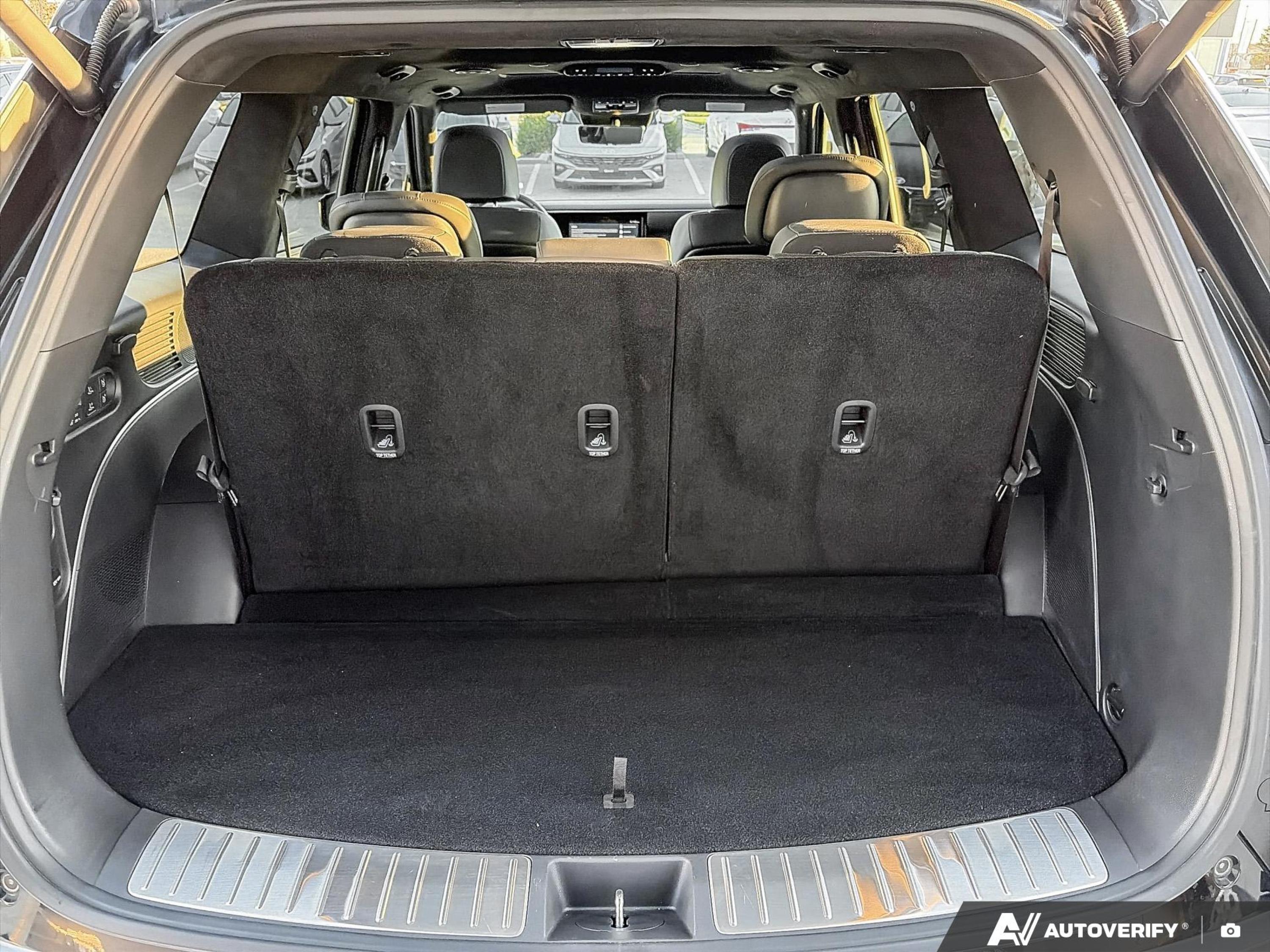 used 2026 Hyundai Palisade Hybrid car, priced at $64,888
