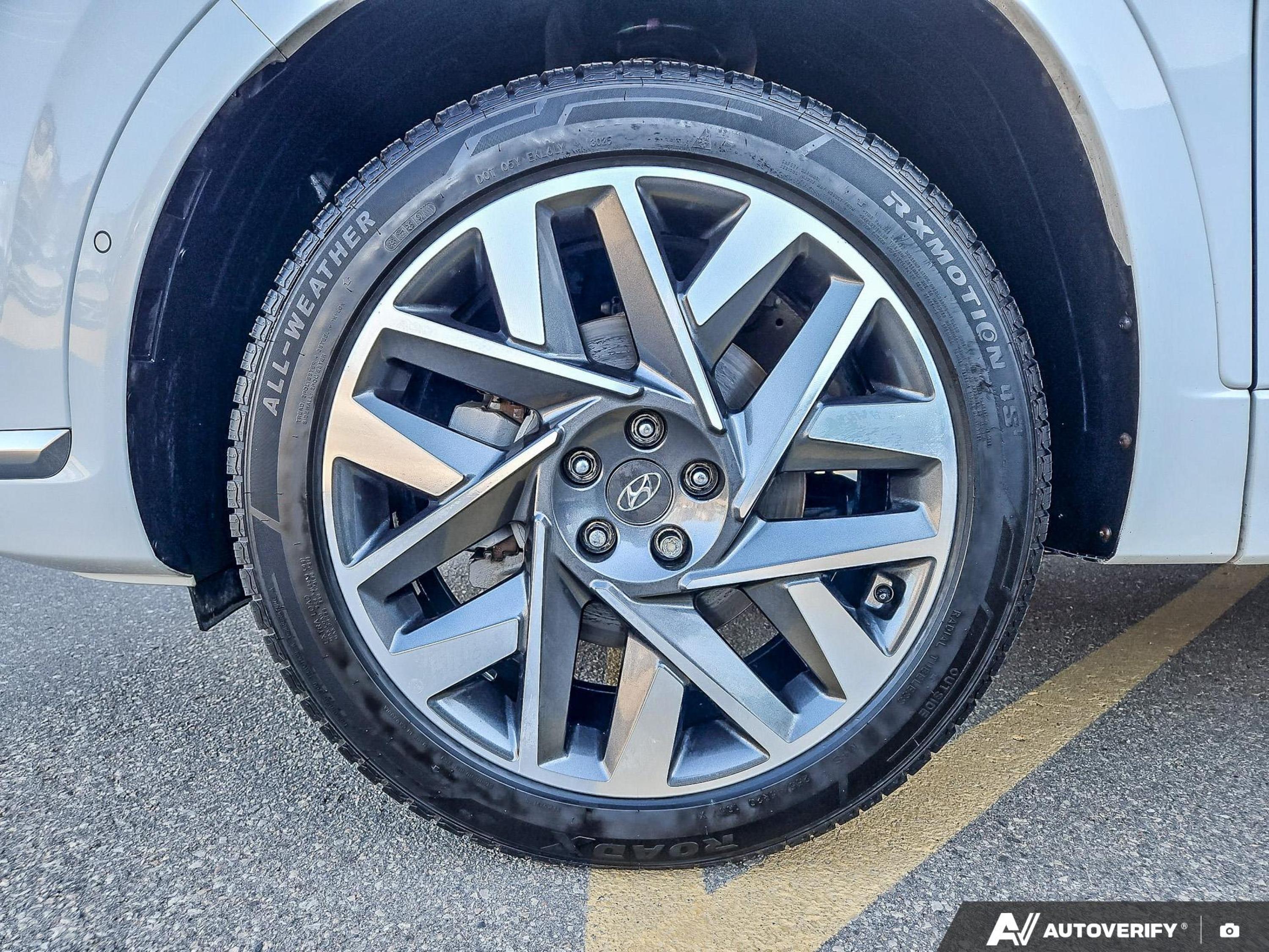 used 2022 Hyundai Santa Fe car, priced at $28,990
