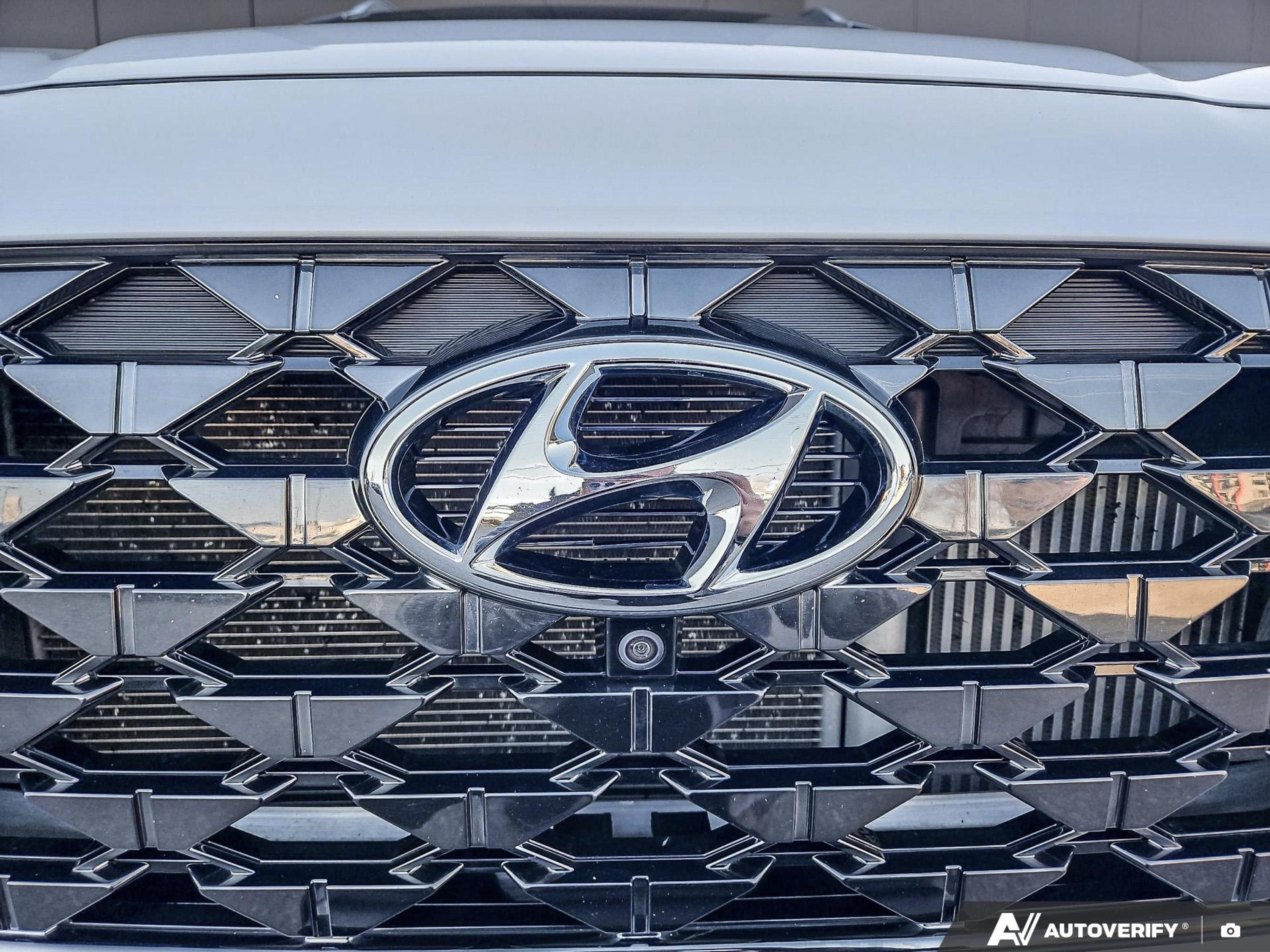 used 2022 Hyundai Santa Fe car, priced at $28,990